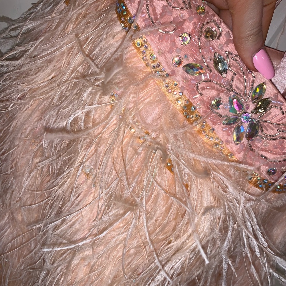 HOMECOMING DRESS - Picture 3 of 8